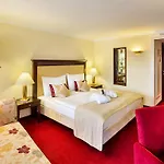 호텔 Lebenberg Schlosshotel-kitzbuehel