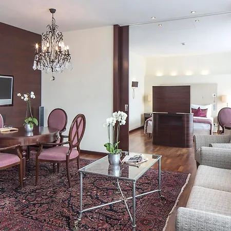 Lebenberg Schlosshotel-kitzbuehel Отель 4*