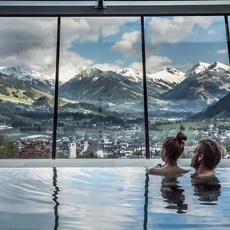 Отель Lebenberg Schlosshotel-kitzbuehel 4*